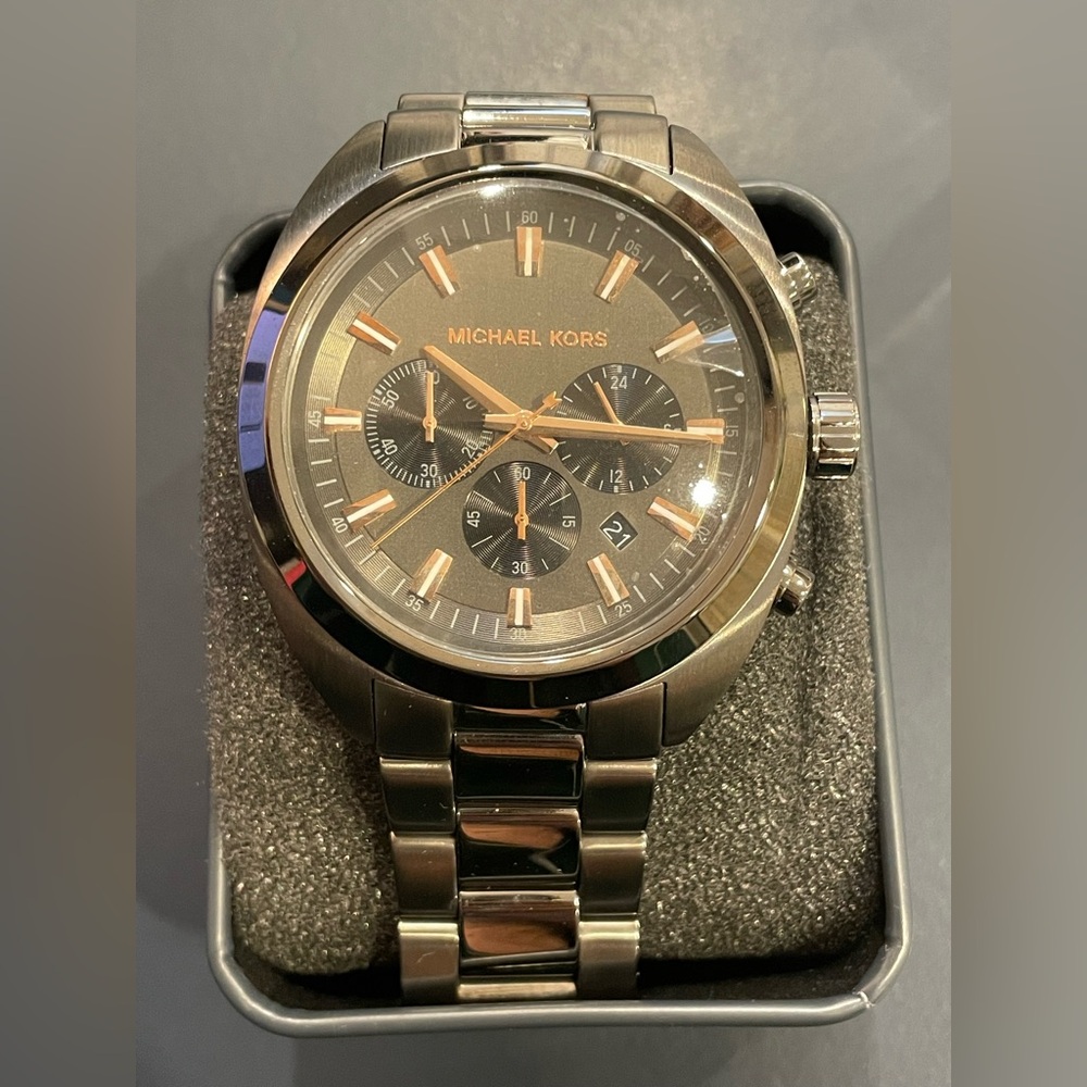 ⌚️ Michael Kors Dean Gunmetal Men’s Watch – MK8276 🔥